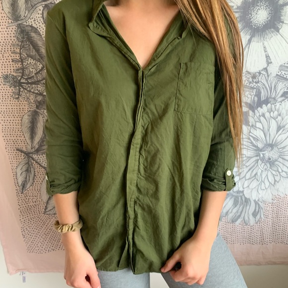 blouse - Picture 3 of 3